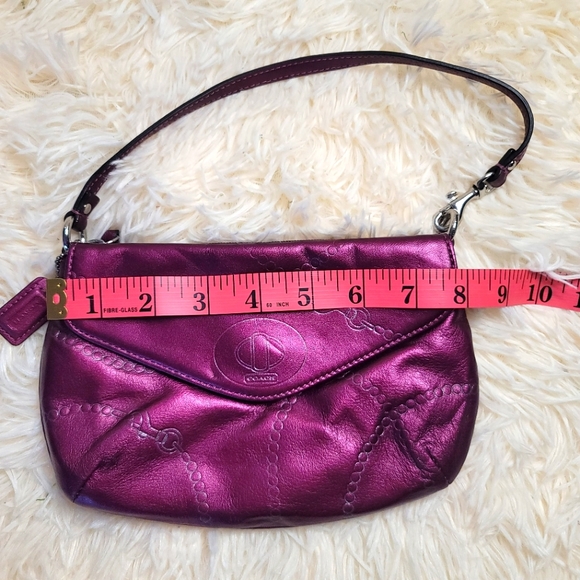 Coach Metallic Large Wristlet - Picture 7 of 8